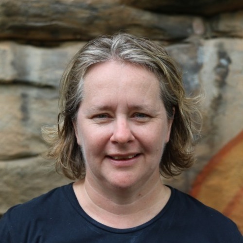Headshot of Cathy Robinson